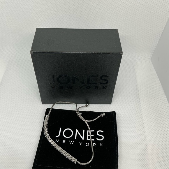 Jones New York Metallic Bracelet - Picture 1 of 4
